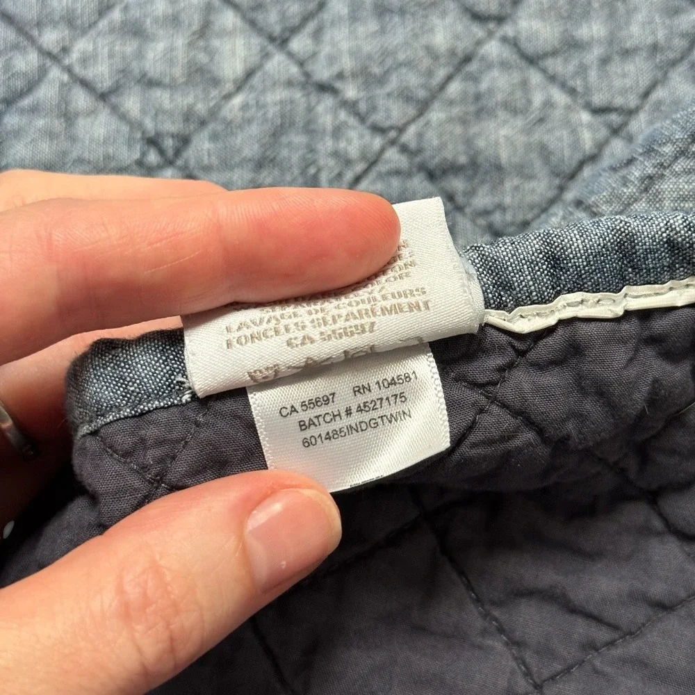 Restoration Hardware  RHTEEN Quilted Twin Coverlet Cotton